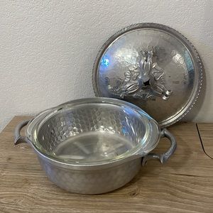 Vintage Pyrex Clear Glass Casserole Baking Dish & Everlast Aluminum Carrier